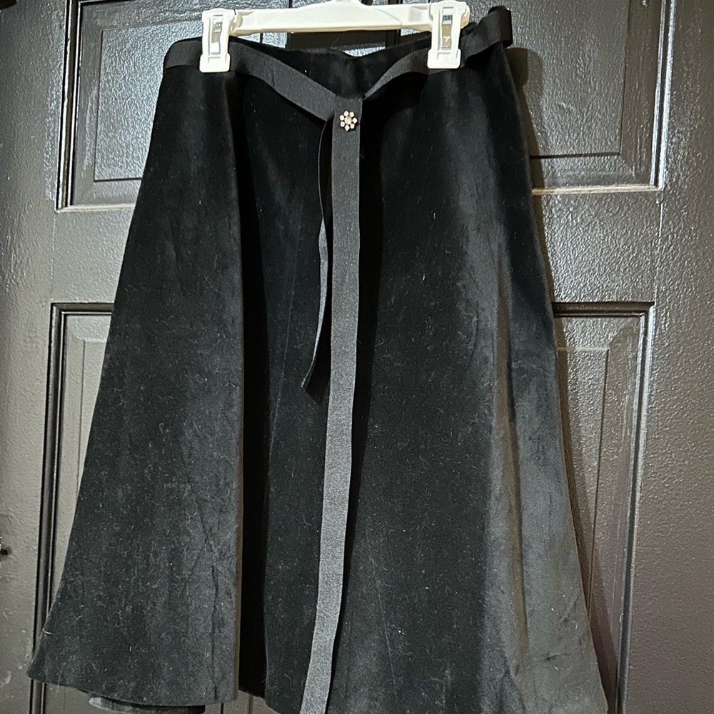 GAP Elegant Black Velvet A-Line Skirt